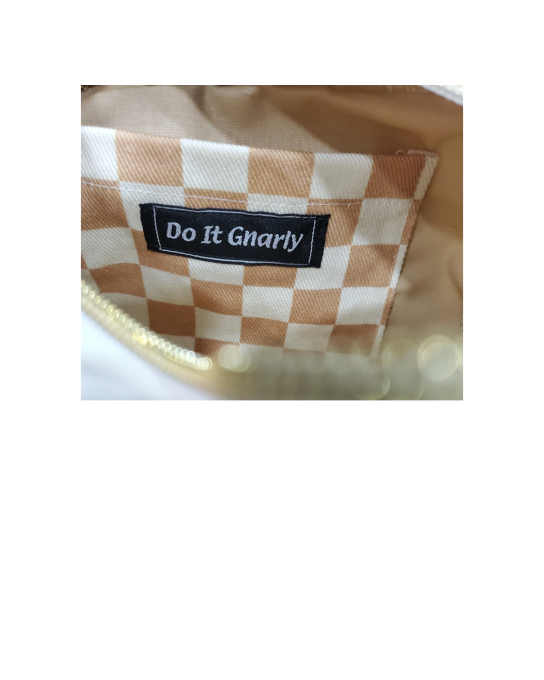 Neutral checkered Side Kick